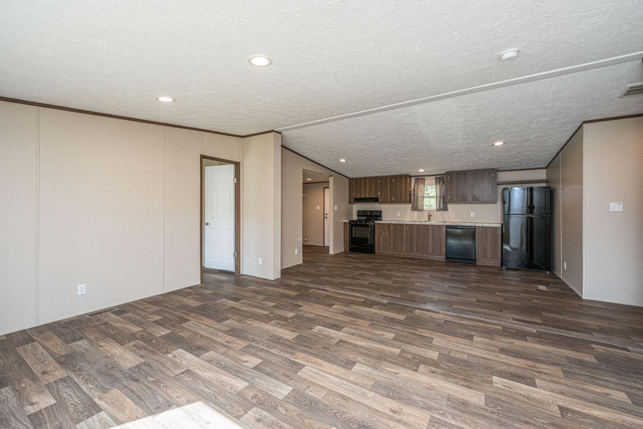 268 Rodeo Drive Photo 13