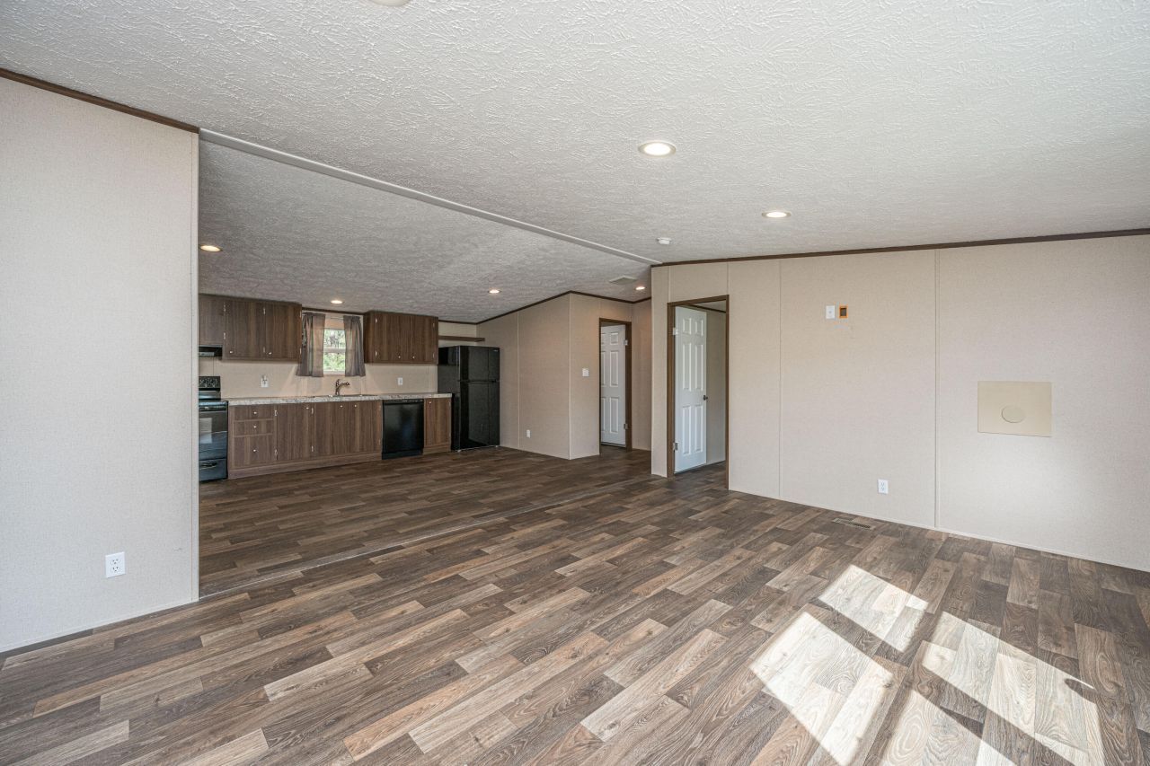 268 Rodeo Drive Photo 15