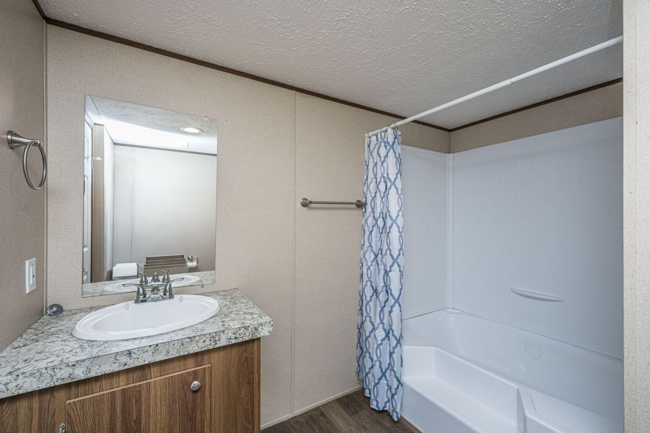 268 Rodeo Drive Photo 28