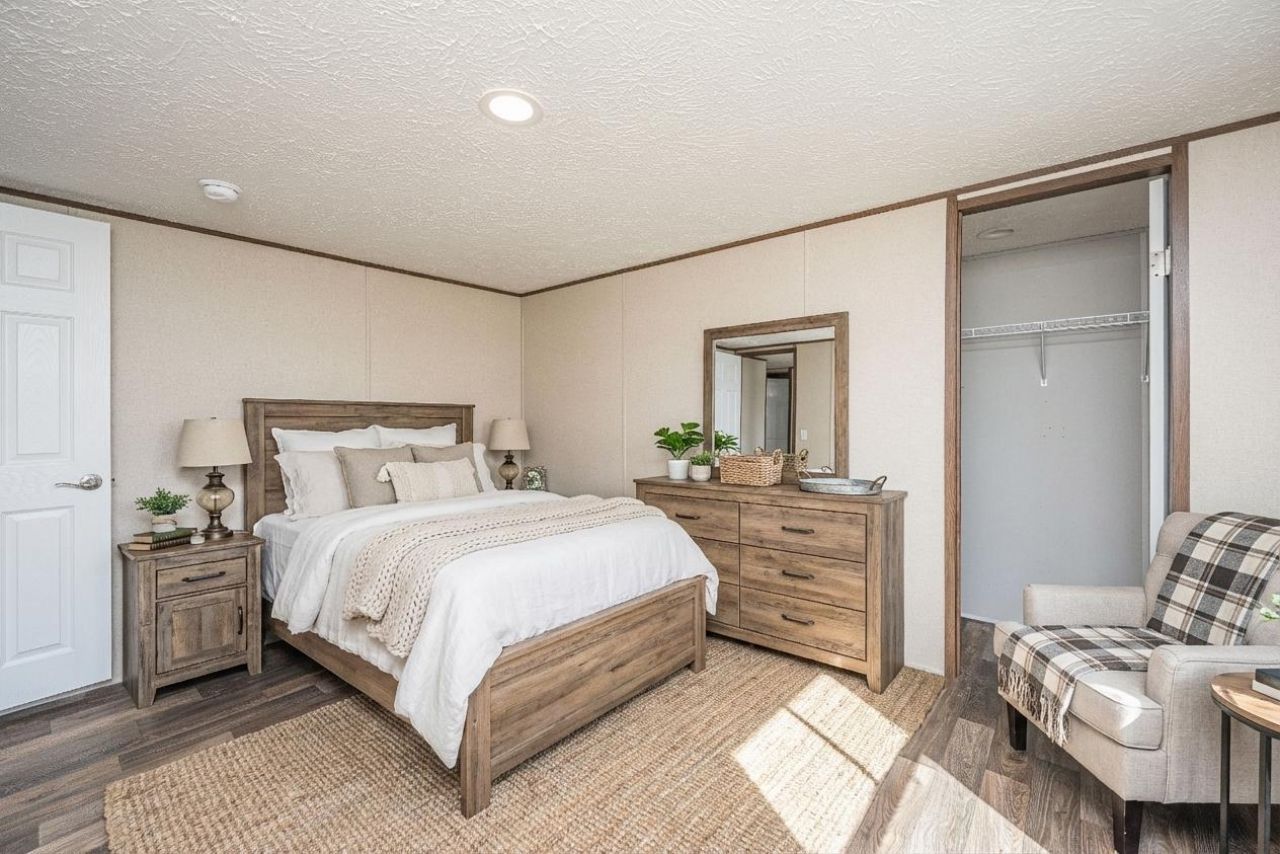 268 Rodeo Drive Photo 36