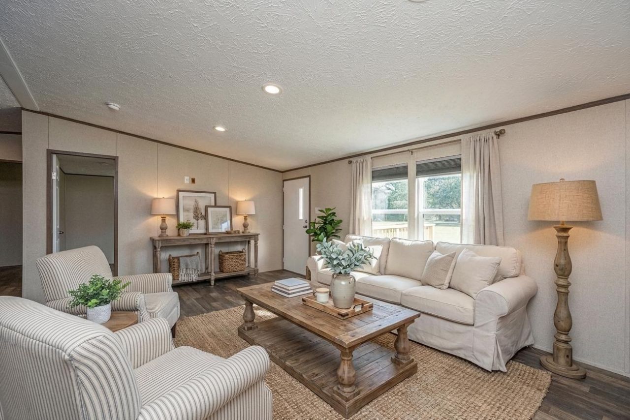 268 Rodeo Drive Photo 7