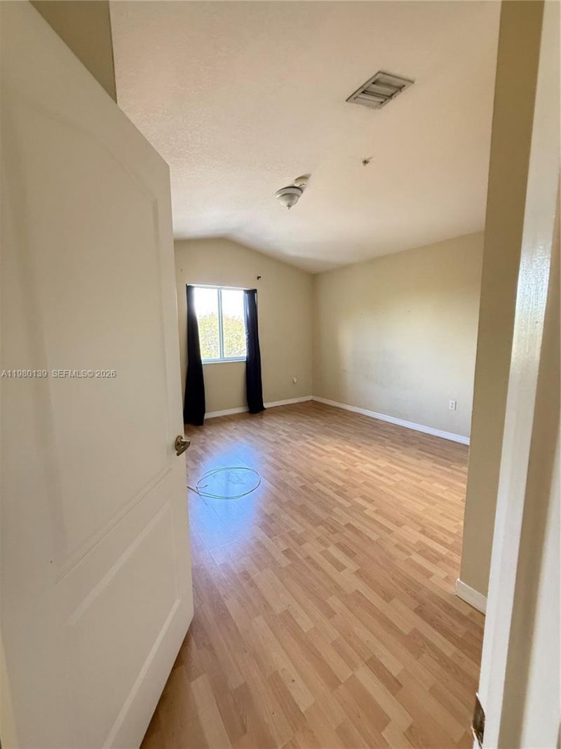 8838 W Flagler St , Unit 209, Miami, FL 33174 Photo