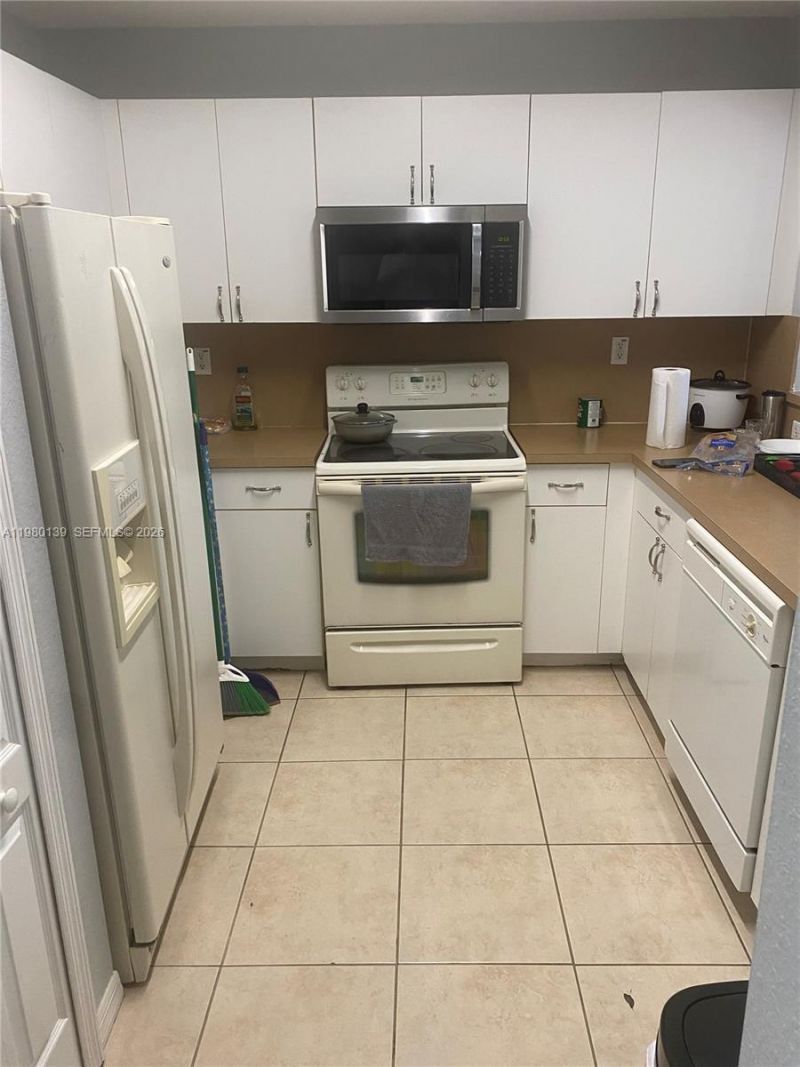 8838 W Flagler St , Unit 209, Miami, FL 33174 Photo