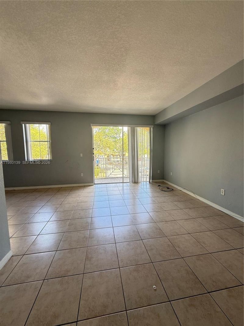 8838 W Flagler St, Unit 209, Miami, FL 33174 Photo