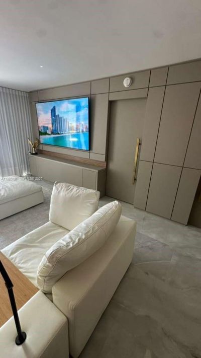 20505 E Country Club Dr , Unit 534, Aventura, FL 33180 Photo