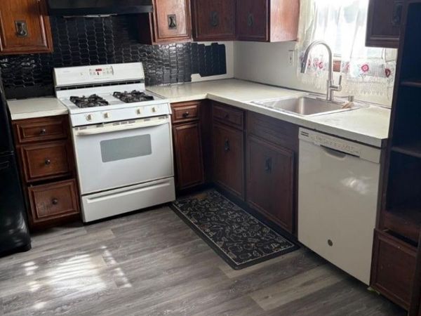 30 Cedar St, Hillside, NJ 07205