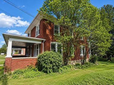 149 W MAIN STREET, MILLHEIM, PA 16854