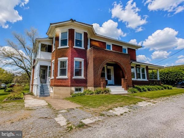 149 W MAIN STREET, MILLHEIM, PA 16854