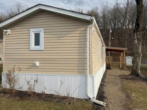 567 Sheafe Road , Unit 10, Wappingers Falls, NY 12590