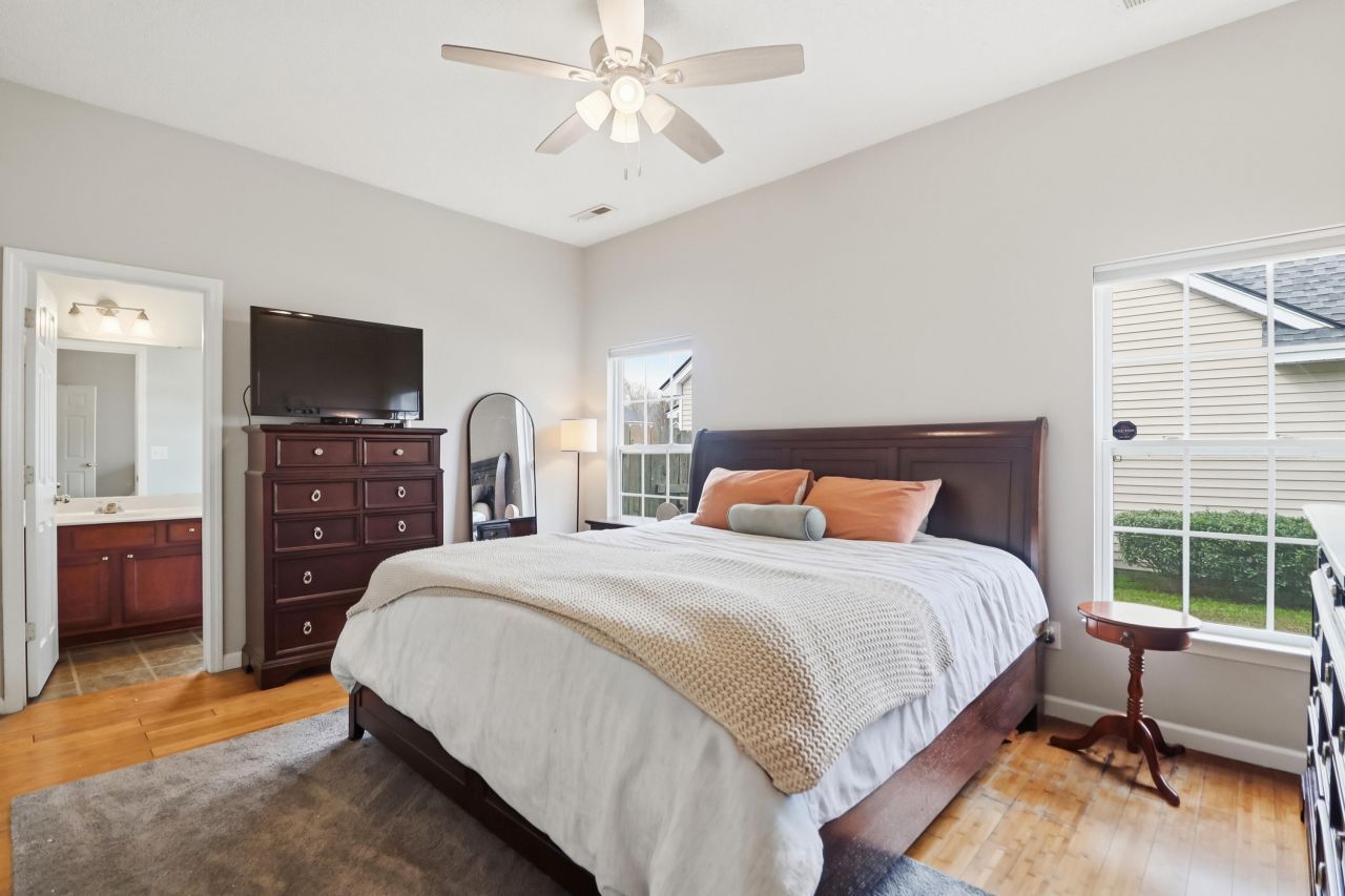 325 Slow Mill Drive Photo 12