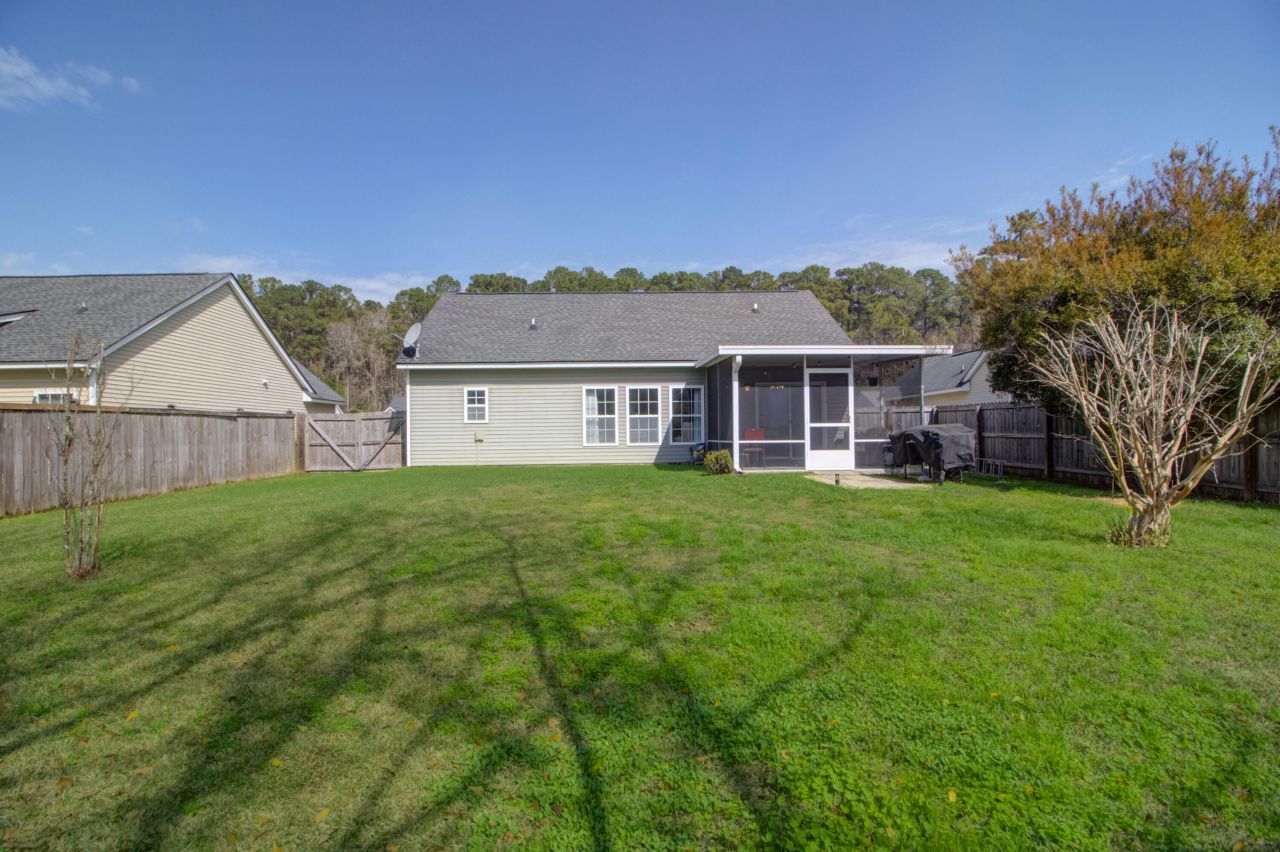 325 Slow Mill Drive Photo 16