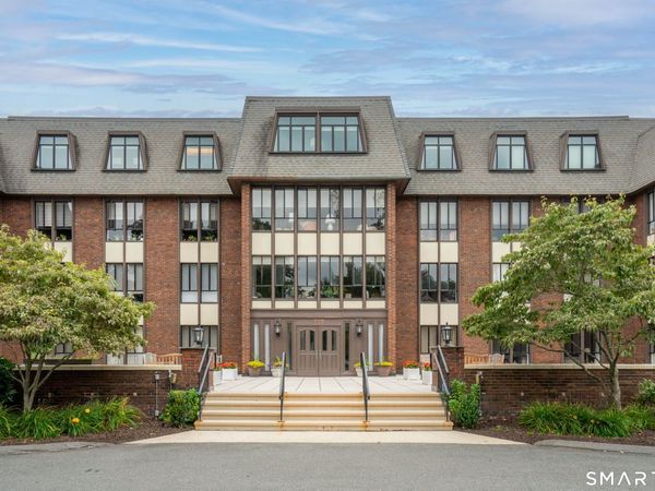 779 Prospect, Unit B14, West Hartford, CT 06105