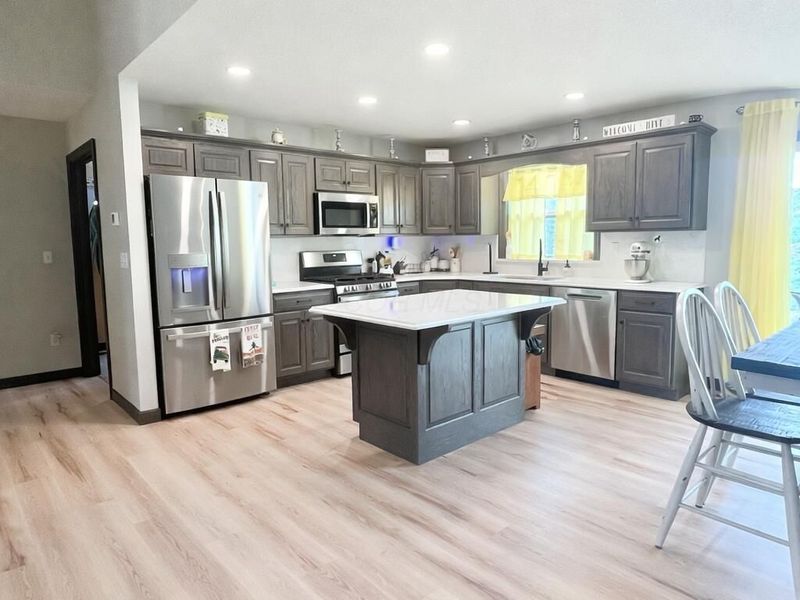 124 Heatherwood Drive, Howard, OH 43028 Photo 7