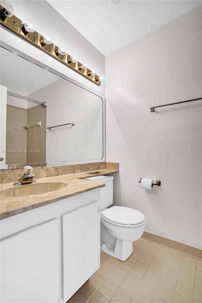7681 Tahiti Ln, Unit 205, Lake Worth, FL 33467 Photo