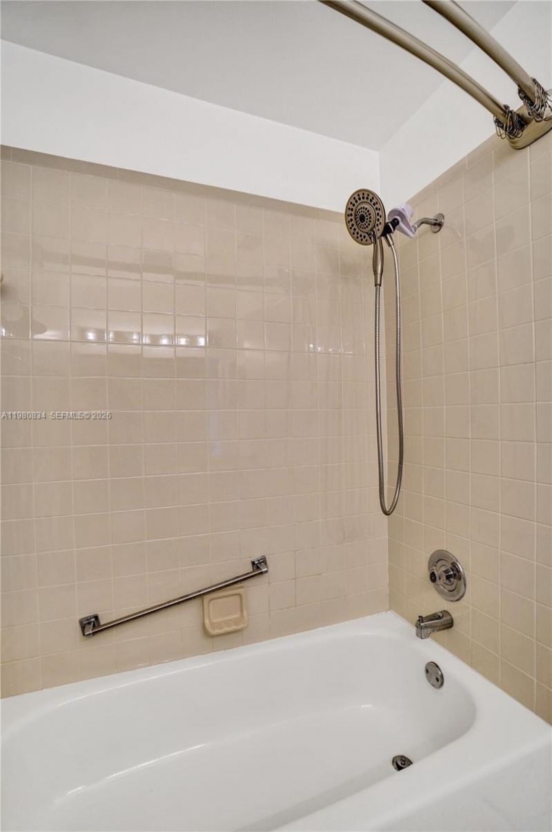 7681 Tahiti Ln, Unit 205, Lake Worth, FL 33467 Photo