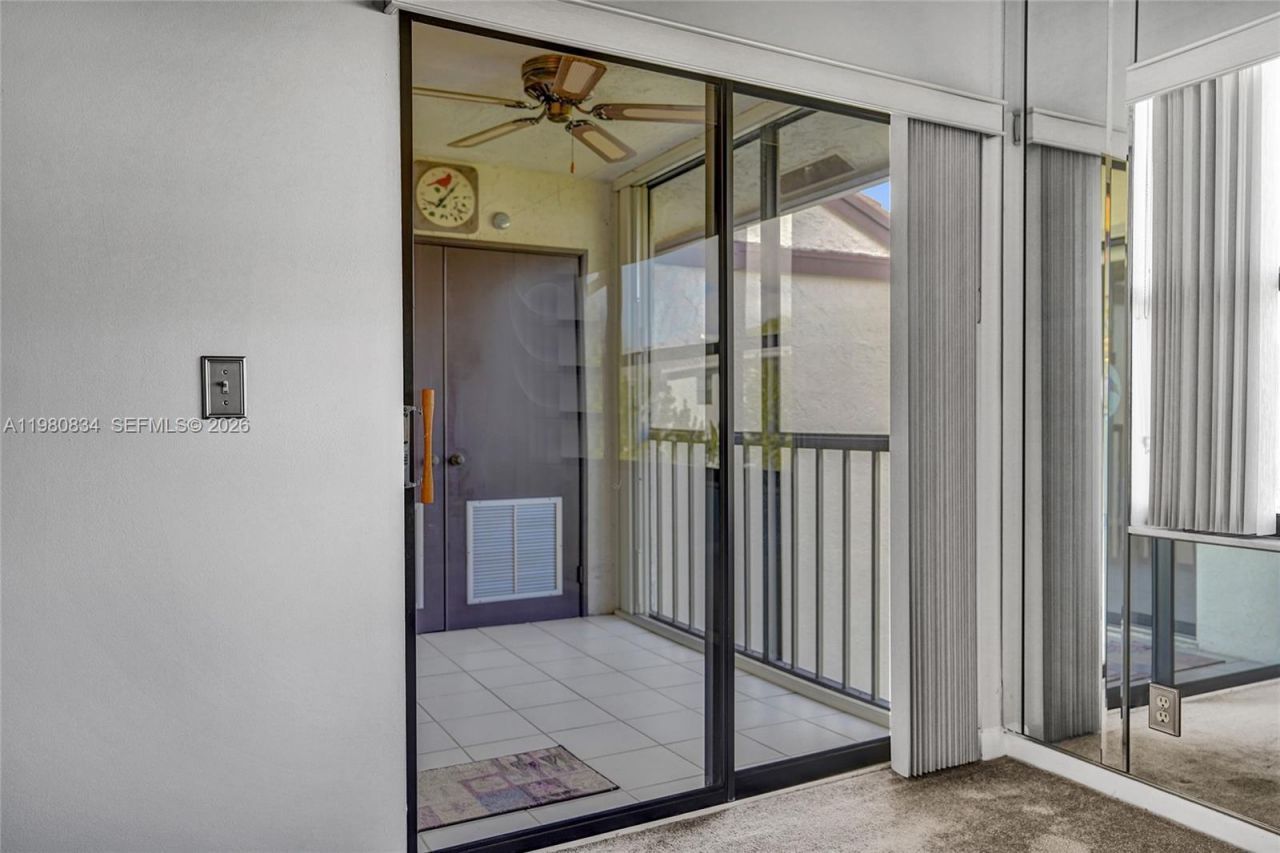 7681 Tahiti Ln, Unit 205, Lake Worth, FL 33467 Photo