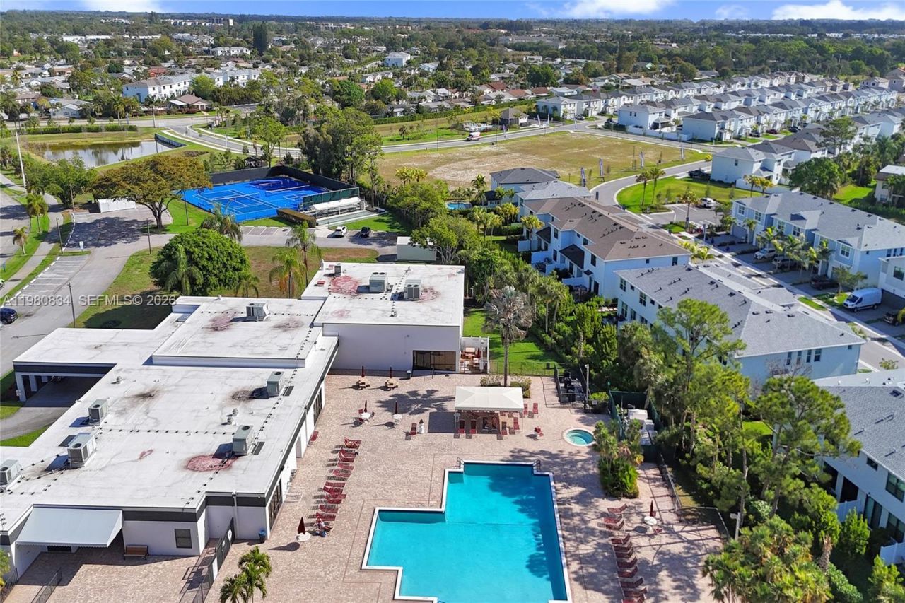 7681 Tahiti Ln, Unit 205, Lake Worth, FL 33467 Photo