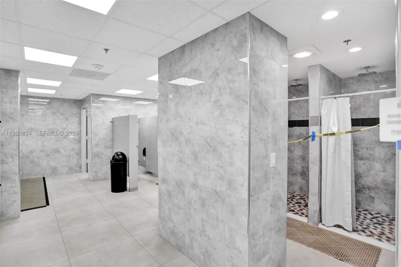7681 Tahiti Ln, Unit 205, Lake Worth, FL 33467 Photo