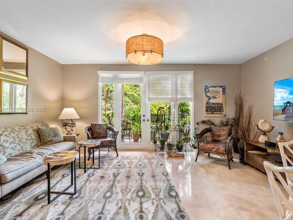 3540 Main Hwy , Unit 308, Miami, FL 33133