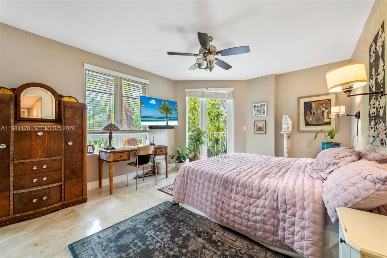 3540 Main Hwy , Unit 308, Miami, FL 33133 Photo