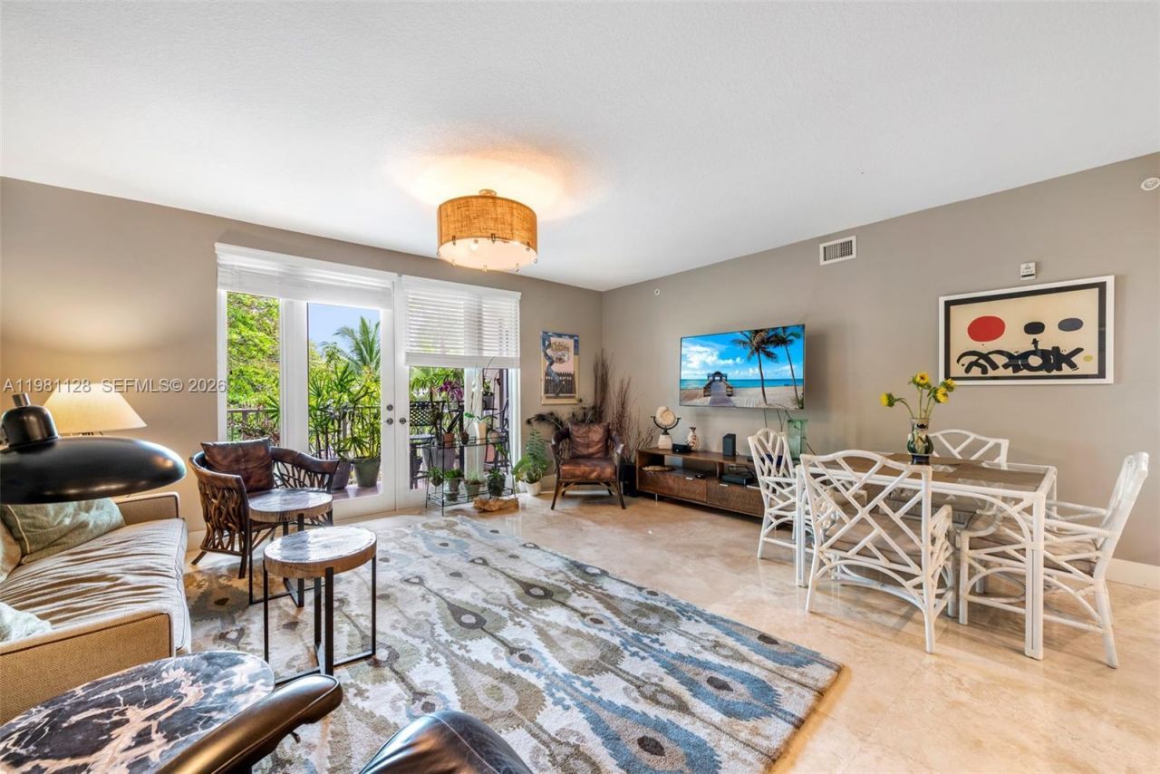 3540 Main Hwy , Unit 308, Miami, FL 33133 Photo