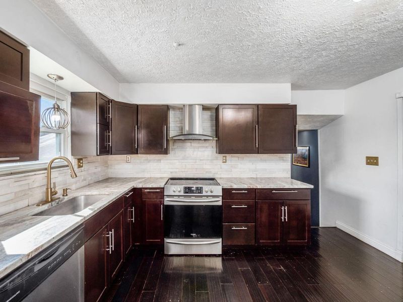 6348 Birkewood Street, Columbus, OH 43229 Photo 11