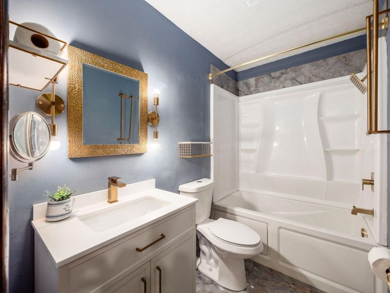 6348 Birkewood Street, Columbus, OH 43229 Photo 21