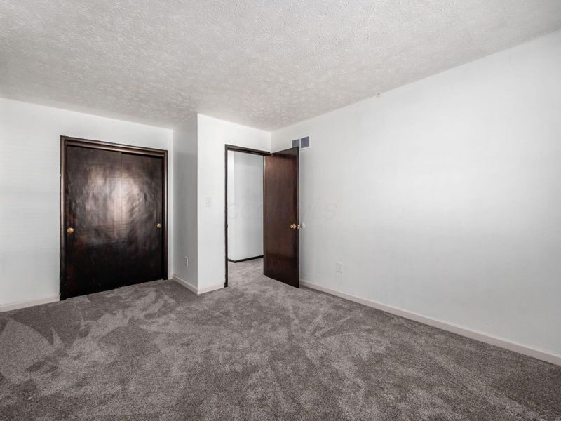 6348 Birkewood Street, Columbus, OH 43229 Photo 27