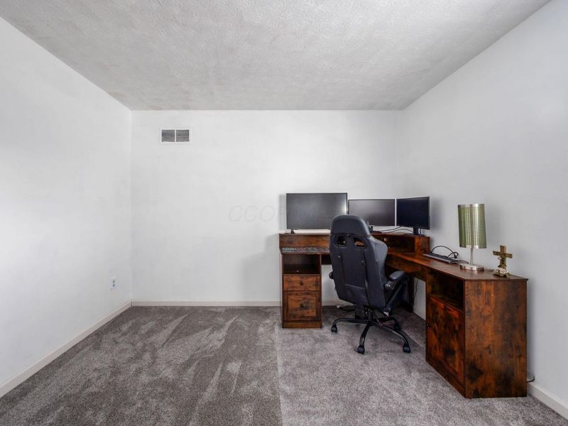 6348 Birkewood Street, Columbus, OH 43229 Photo 30