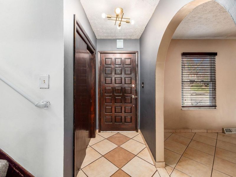 6348 Birkewood Street, Columbus, OH 43229 Photo 4