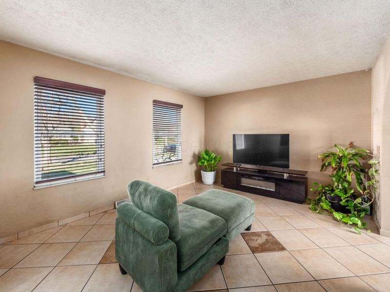 6348 Birkewood Street, Columbus, OH 43229 Photo 6