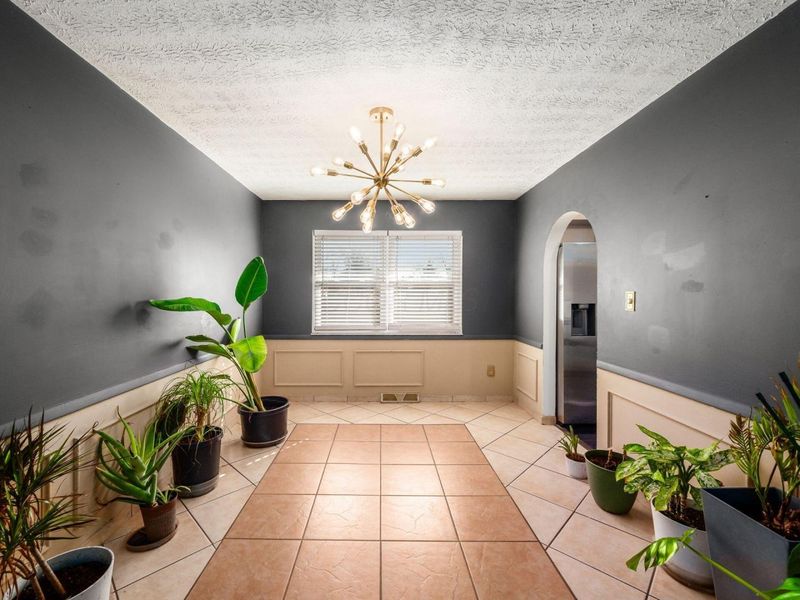 6348 Birkewood Street, Columbus, OH 43229 Photo 9