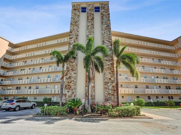 4040 IRONWOOD CIRCLE , Unit 406F, BRADENTON, FL 34209