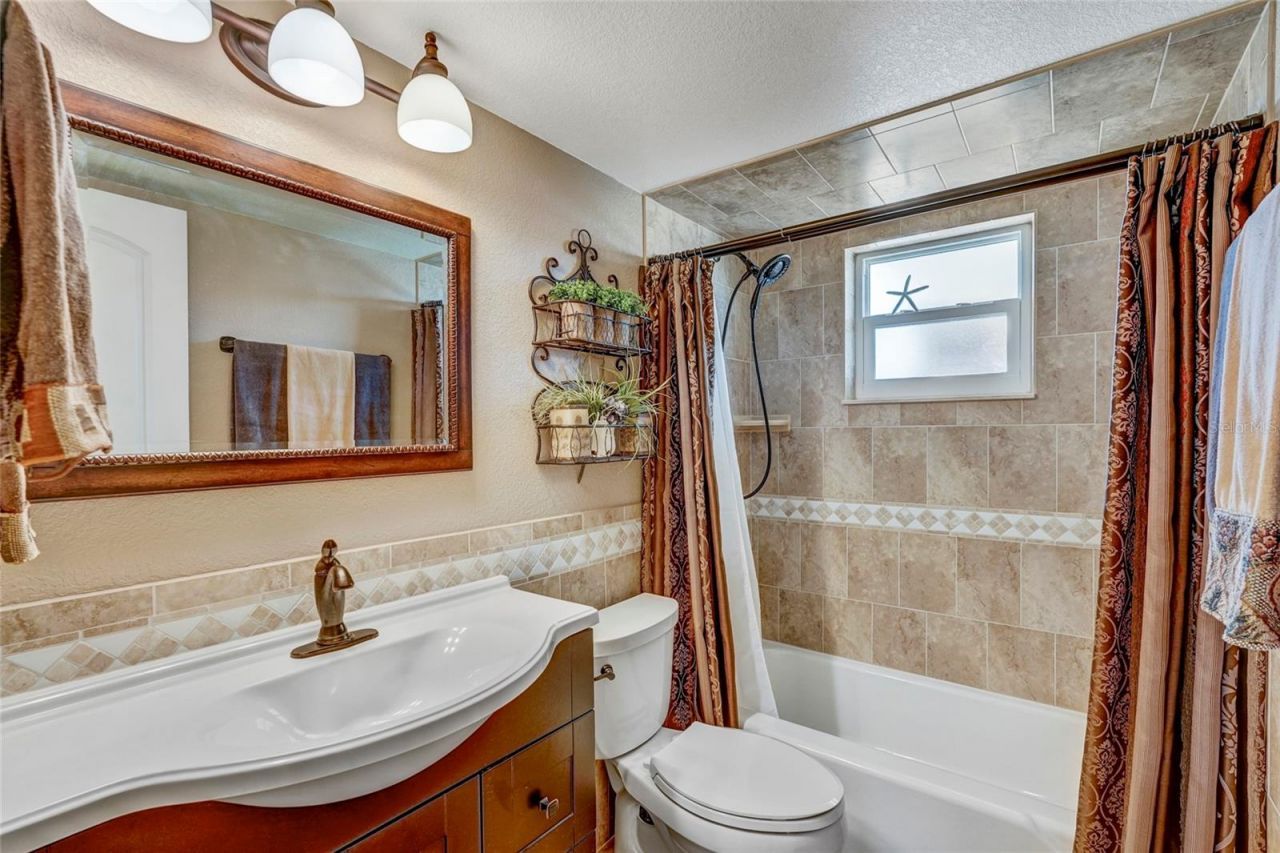 4040 Ironwood Circle, Unit 406F, Bradenton, FL 34209 Photo