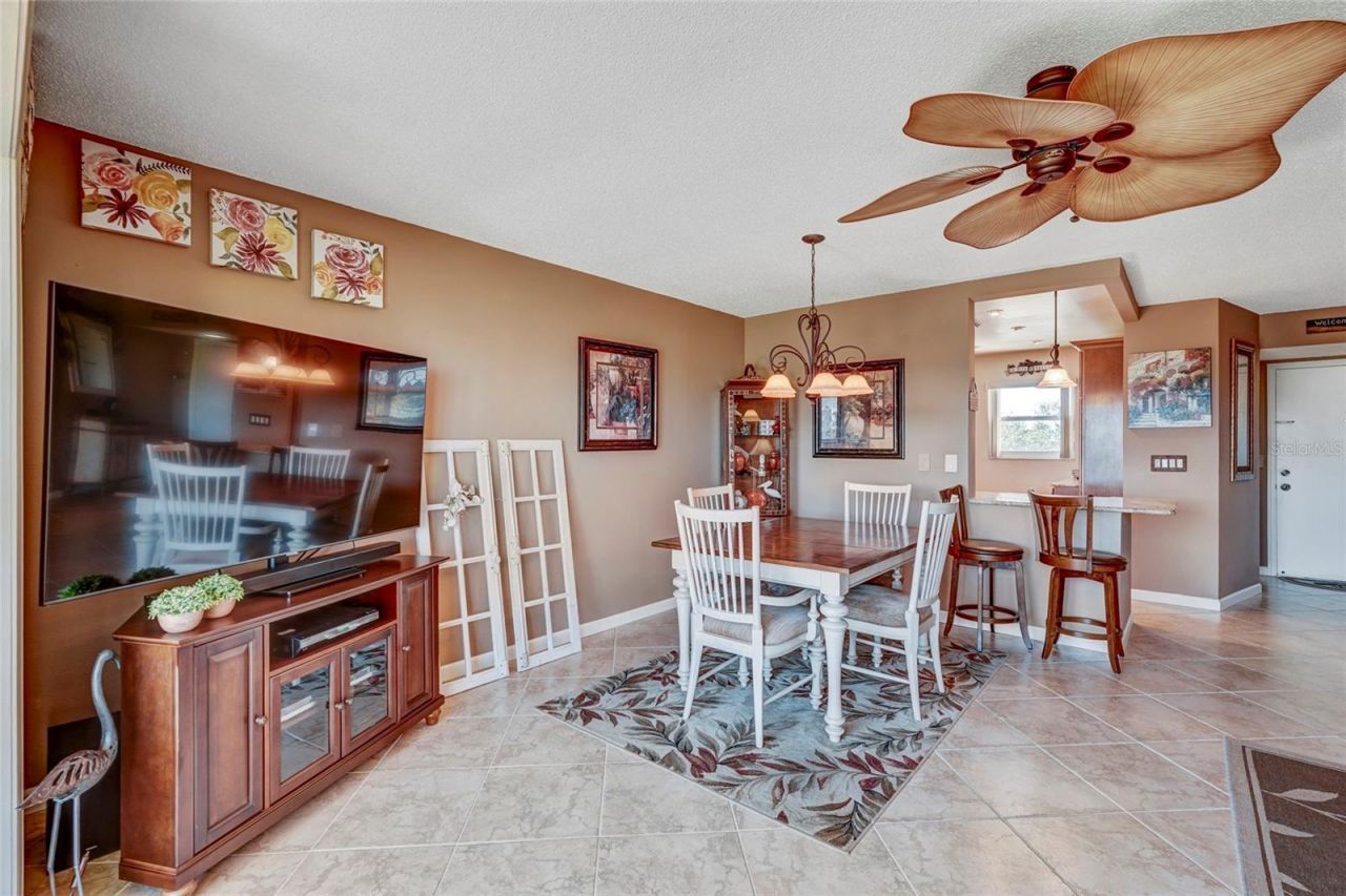 4040 Ironwood Circle, Unit 406F, Bradenton, FL 34209 Photo