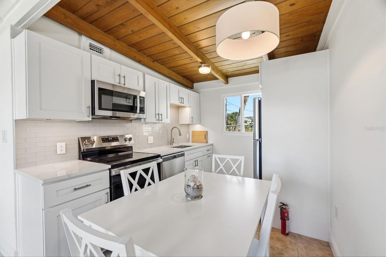 1385 Gulf Boulevard, Unit 3-8, Englewood, FL 34223 Photo