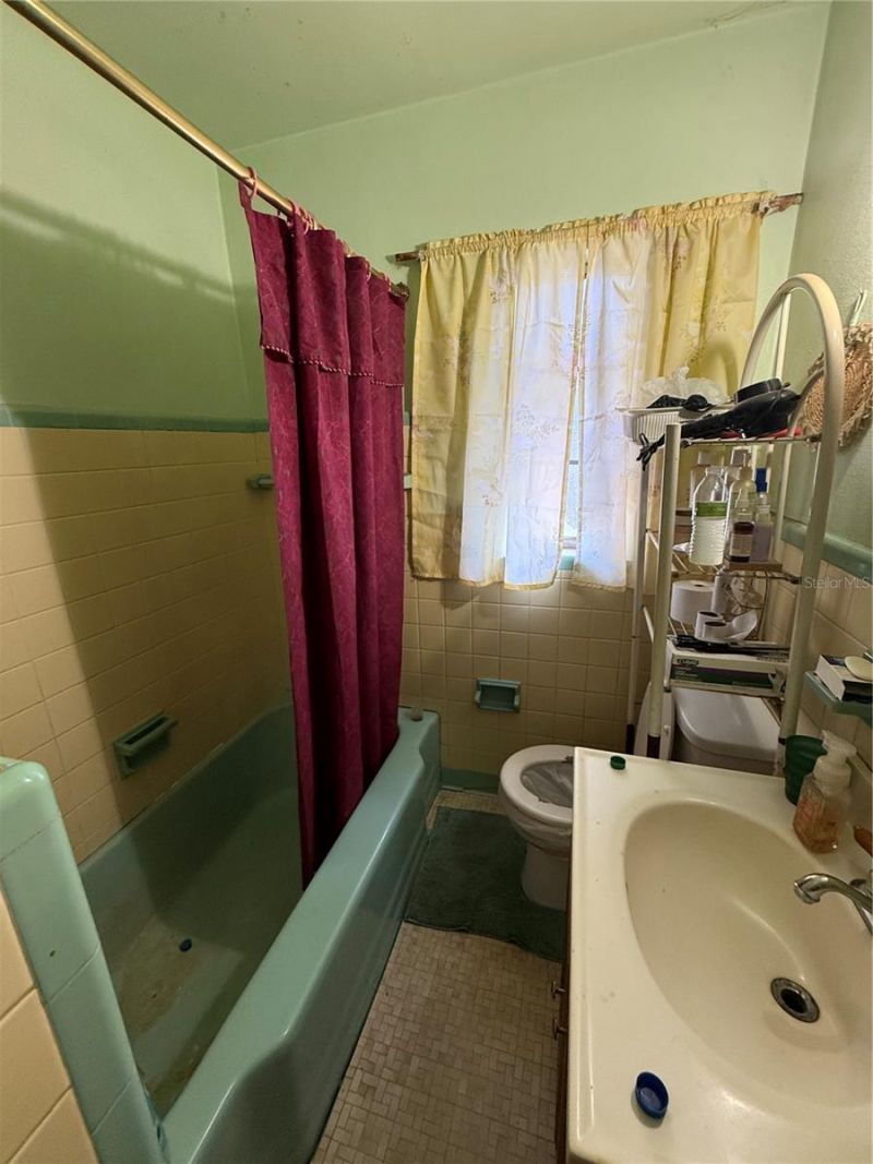 1600 27th Avenue S, Saint Petersburg, FL 33712 Photo