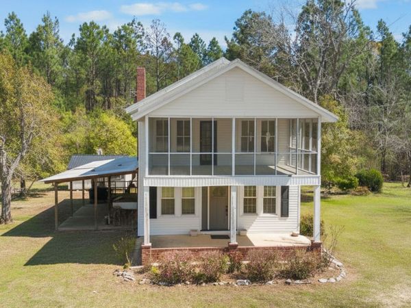 17332 Old River Road N, Garfield, GA 30425