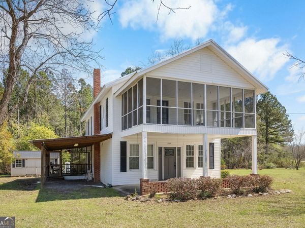 17332 Old River Road N, Garfield, GA 30425
