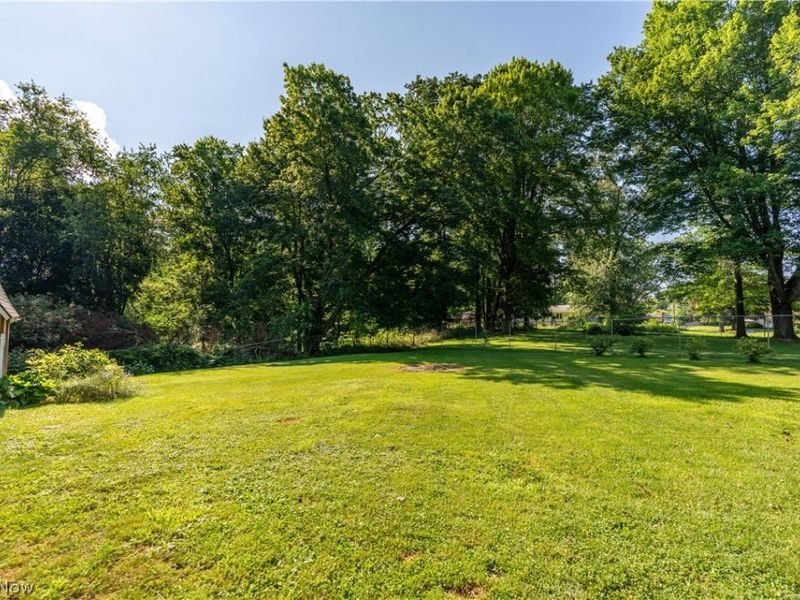 13526 Glenvale Avenue NW, Uniontown, OH 44685 Photo 26