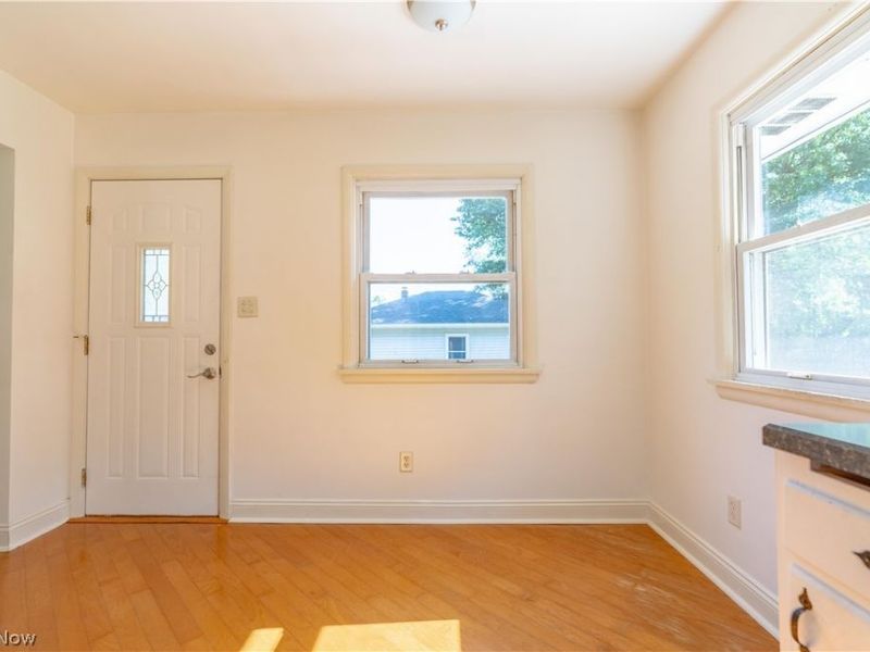 13526 Glenvale Avenue NW, Uniontown, OH 44685 Photo 6