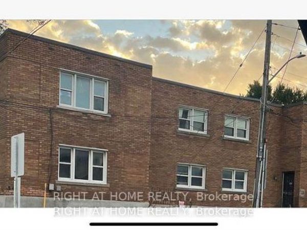 55 South Glendale Avenue South, Ottawa, ON K1S1W3