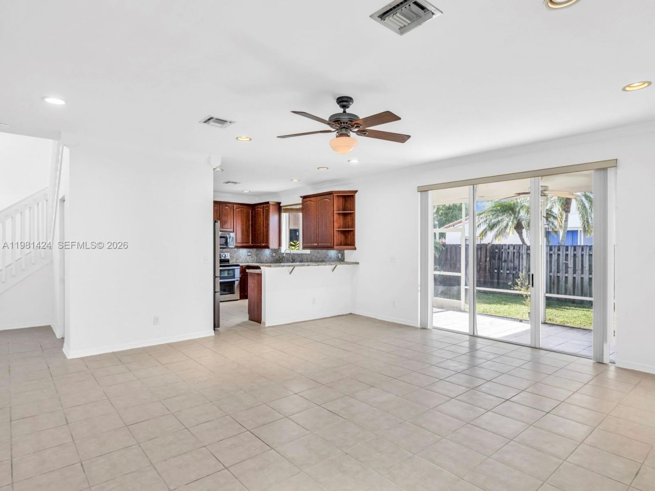 1663 E Harmony Lake Cir, Unit ., Davie, FL 33324 Photo