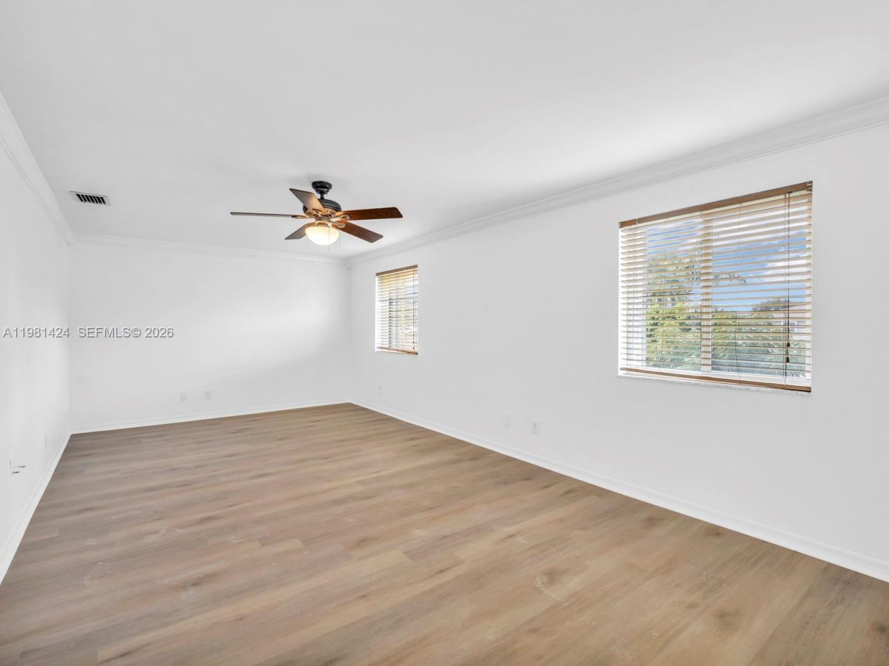 1663 E Harmony Lake Cir, Unit ., Davie, FL 33324 Photo