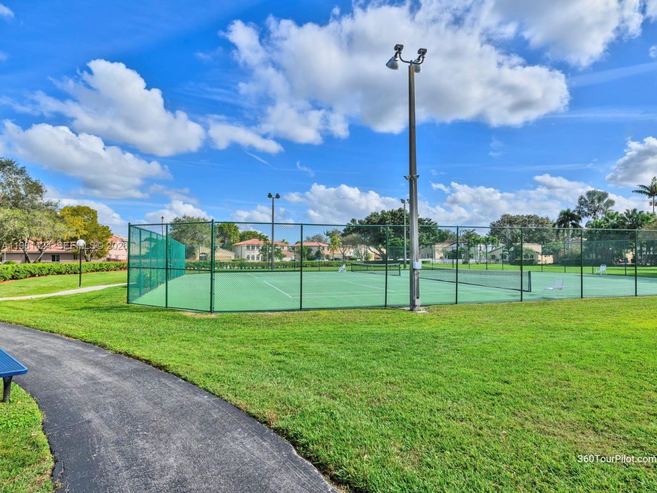 1663 E Harmony Lake Cir, Unit ., Davie, FL 33324 Photo