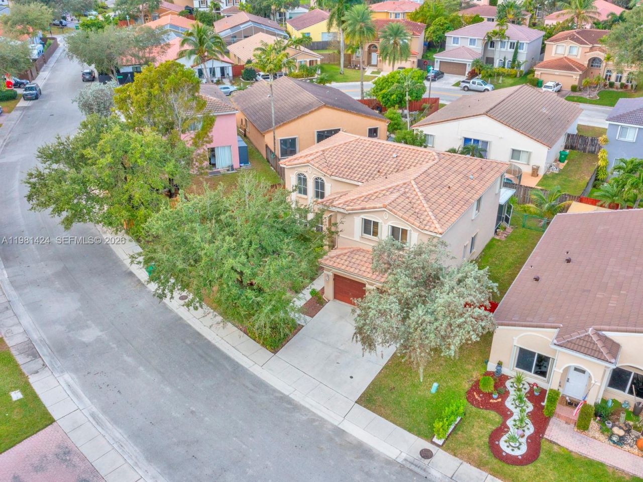 1663 E Harmony Lake Cir, Unit ., Davie, FL 33324 Photo