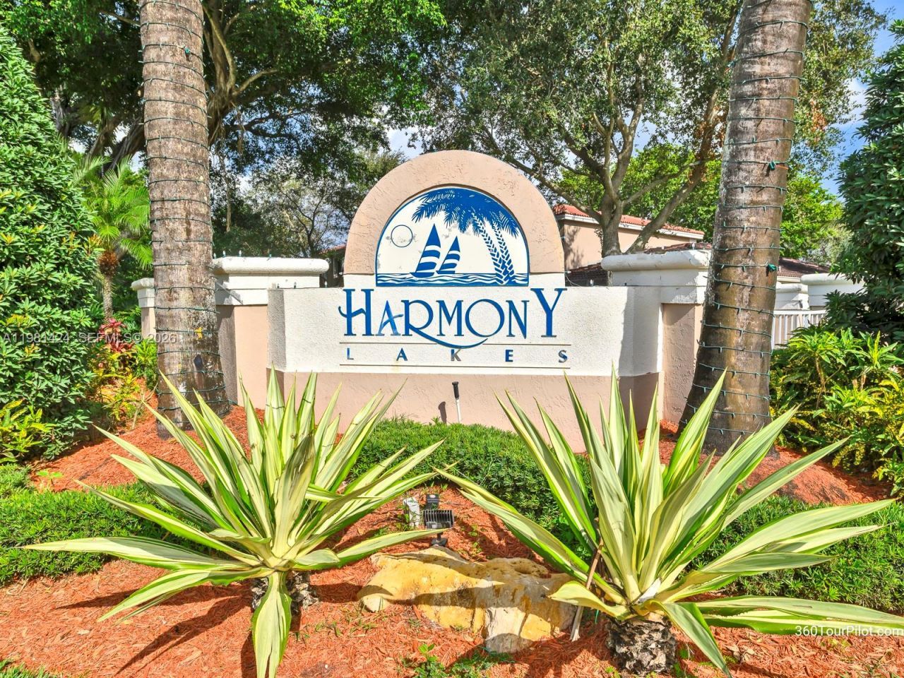1663 E Harmony Lake Cir, Unit ., Davie, FL 33324 Photo