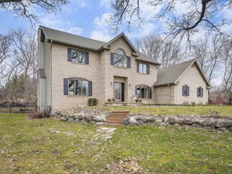 5796 Ivanhoe Circle Fitchburg, WI 53711