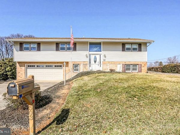 503 PARK HILLS DRIVE, MECHANICSBURG, PA 17055