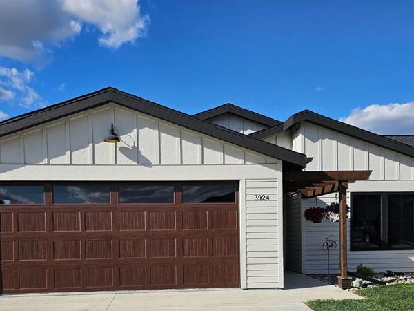 3924 Dorothy's Lane , Spirit Lake, IA 51360